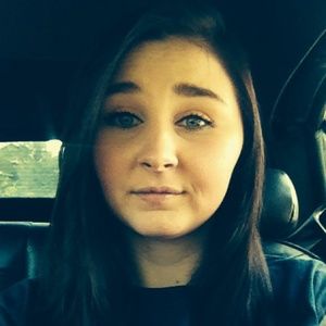 Meet your Posher, Isabella