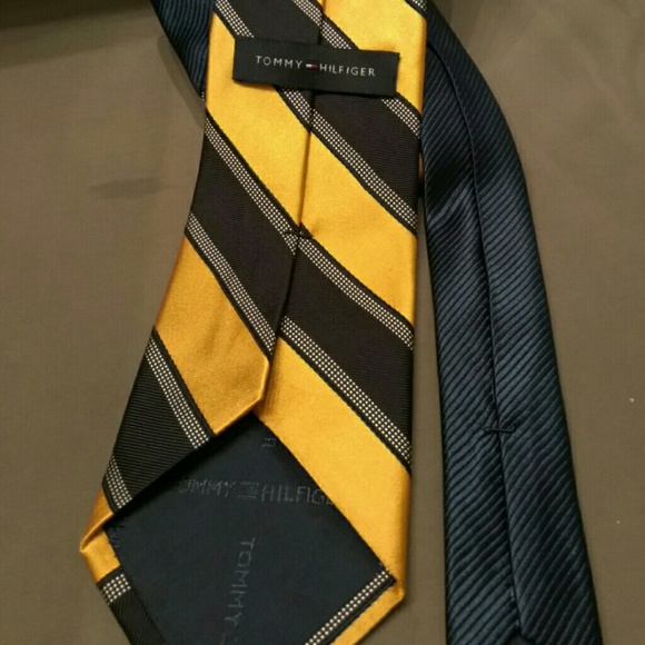 Tommy Hilfiger Tie - Picture 3 of 3