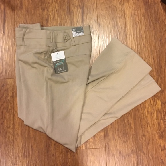 Maurices Smart Boot Cut Size 7/8-Short
