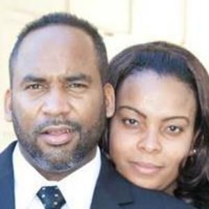 Meet your Posher, Politik