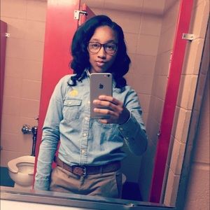 Meet your Posher, Adreama