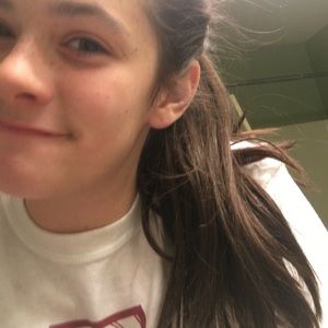 Meet your Posher, Avery