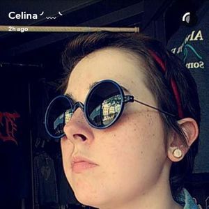 Meet your Posher, Marcelina