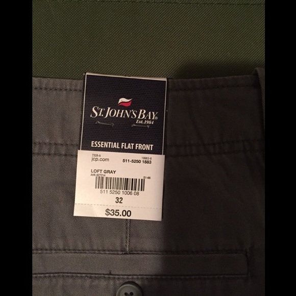 NWT ST JOHNS BAY DARK KHAKI SHORTS