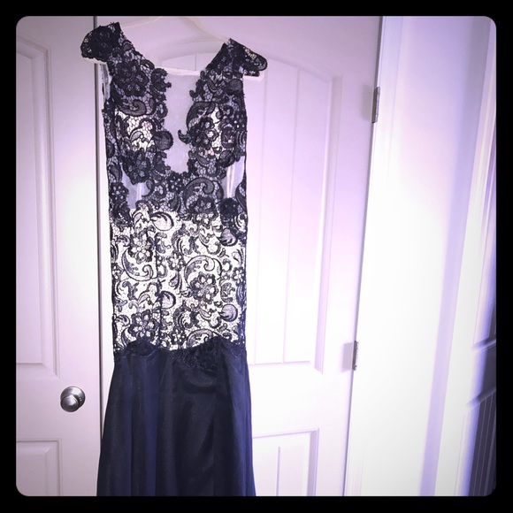 Brand New Prom/Ball dress Never worn