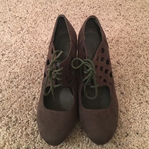 Bakers Grey Suede Wedges