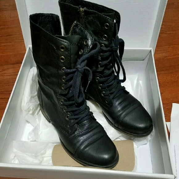 Womens Boots