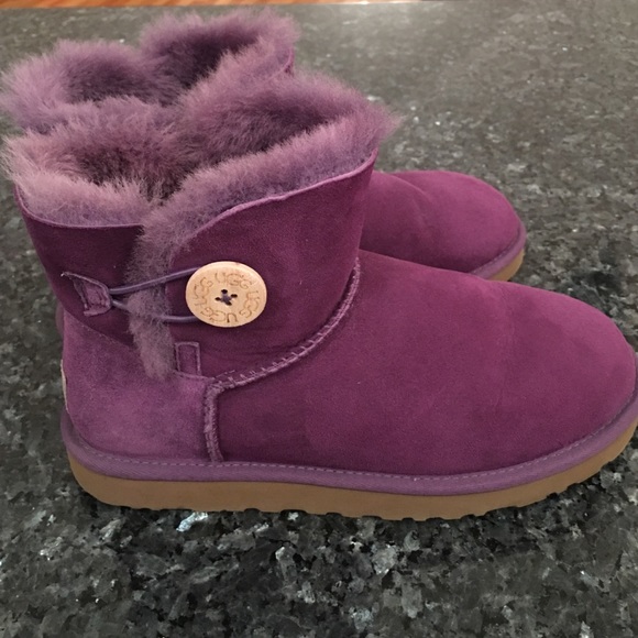 Purple shorty Uggs