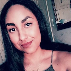 Meet your Posher, Erika