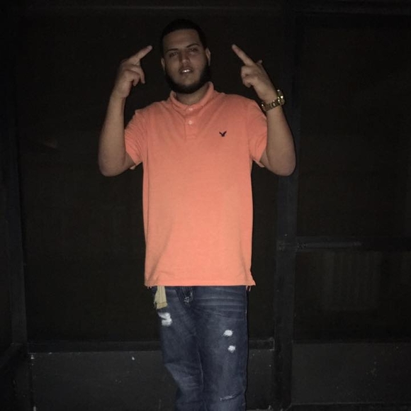 Meet your Posher, Denny - Picture 1 of 1