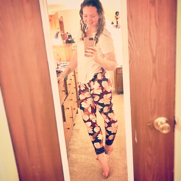 Meet your Posher, Rachel - Picture 3 of 8