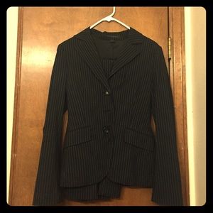 Express power suit. Size 2. Worn twice.