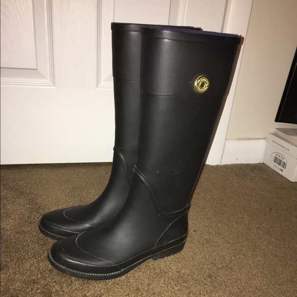 Tommy Hilfiger rain boots
