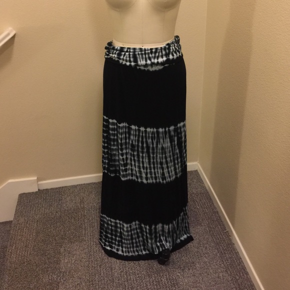 Love Culture Dresses & Skirts - Black and white tie dye maxi skirt