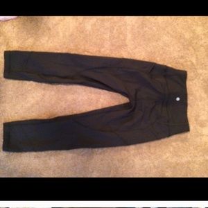 Lululemon all the right places size 6