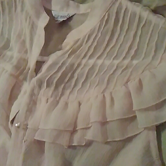 EuroModA Ruffled Blouse - Picture 4 of 4