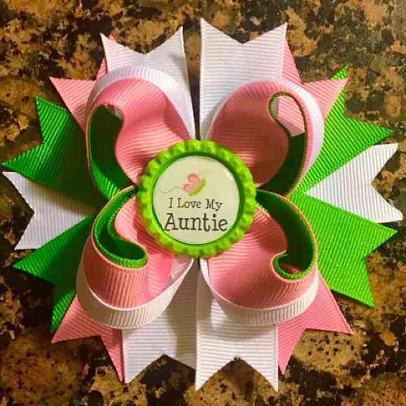 I love my auntie bow