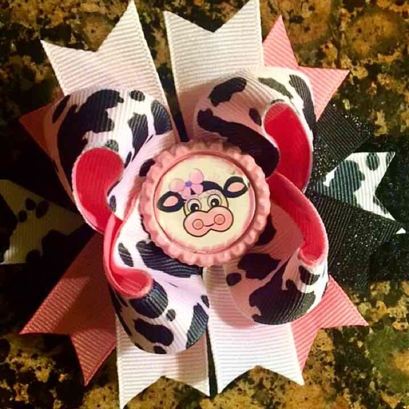 Cute cow bow 🐮