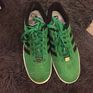 Green personalized Adidas