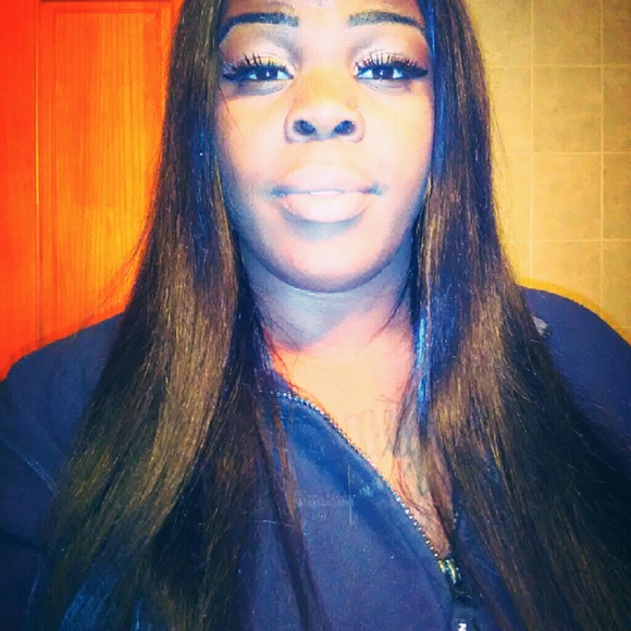 Meet your Posher, Kania - Picture 1 of 1