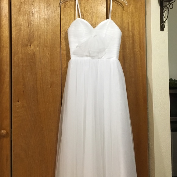 Wedding dress - Picture 2 of 4