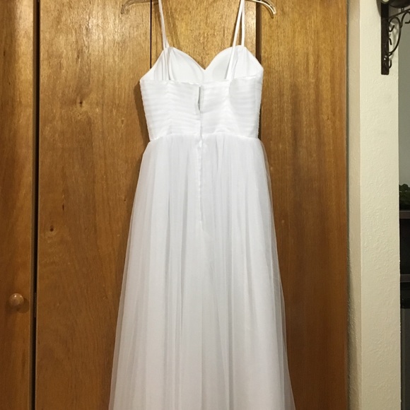 Wedding dress - Picture 3 of 4
