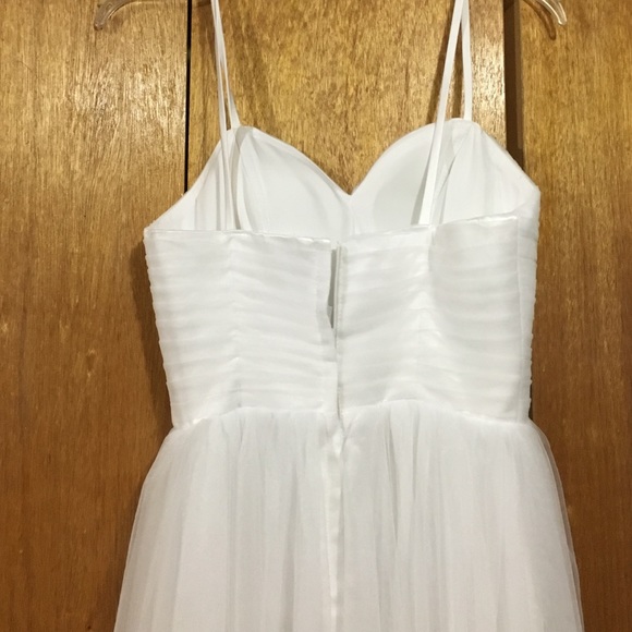 Wedding dress - Picture 4 of 4