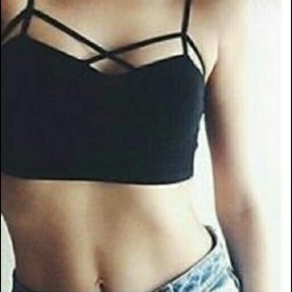 UNDER $30 CLOSET CLEAR OUT SALE BLACK CAGED CROP - Picture 2 of 5