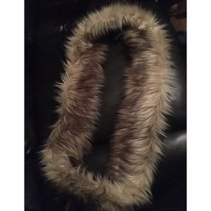 Faux fur infinity scarf mossimo