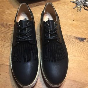 New platform oxfords