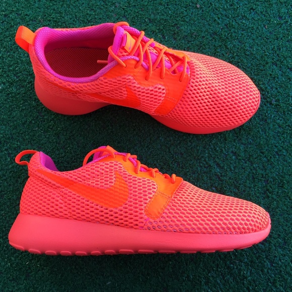 🚨FINAL PRICE🚨 Women's Nike Roshe one Hyp sneaker - Picture 3 of 3