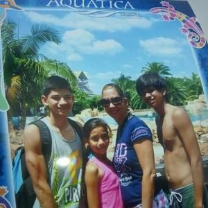 Meet your Posher, Manuel