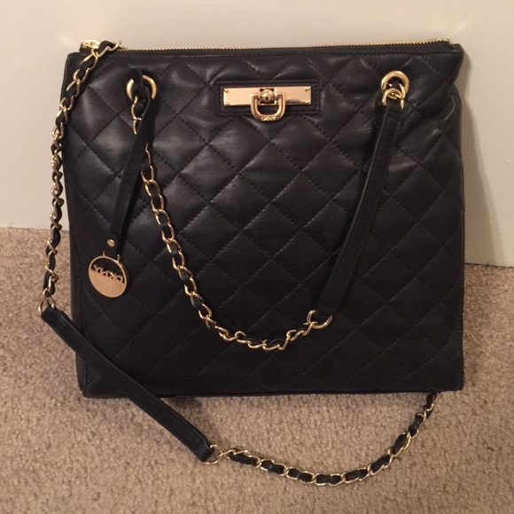 Final ♥️ DKNY lamb nappa adjustable shoulder bag - Picture 2 of 3