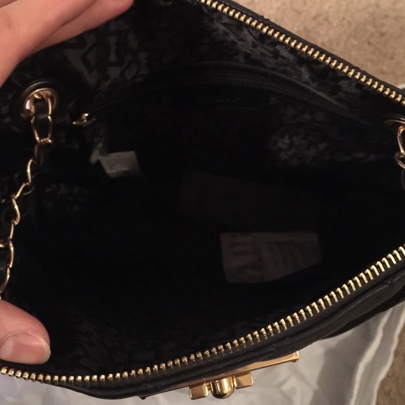 Final ♥️ DKNY lamb nappa adjustable shoulder bag - Picture 3 of 3