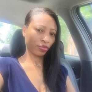 Meet your Posher, Cassandra