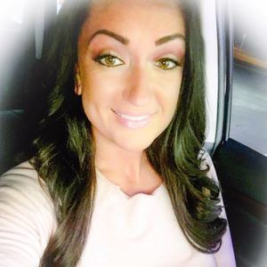 Meet your Posher, Hope