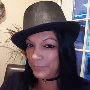 Meet your Posher, Deborah