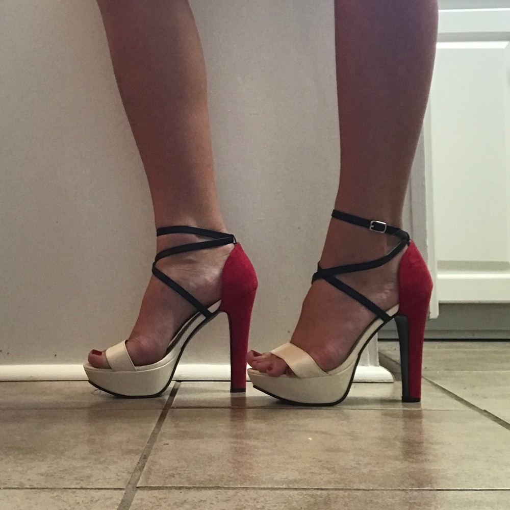 Color block heel❤️