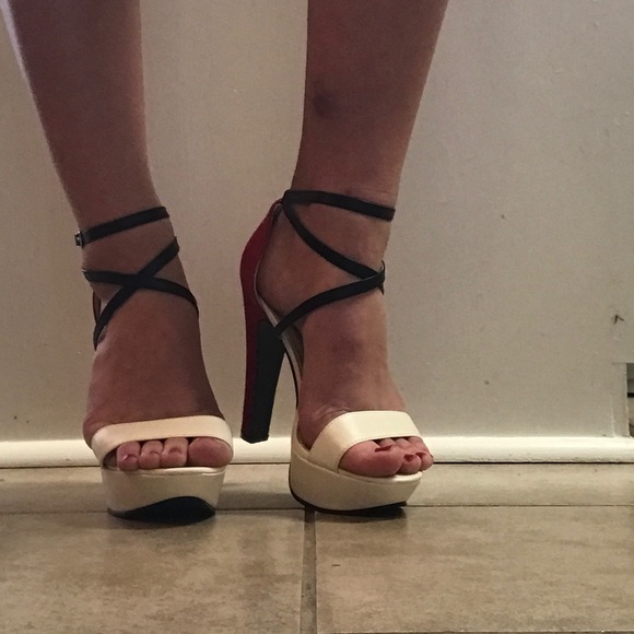 Color block heel❤️ - Picture 5 of 5