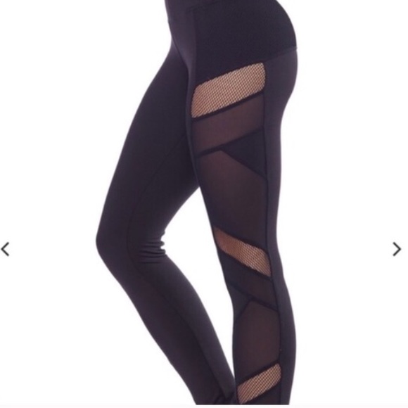 LAST ONE Sexy Mesh Panel workout Legging - Picture 4 of 4