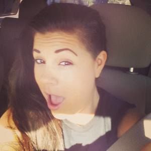 Meet your Posher, Katina
