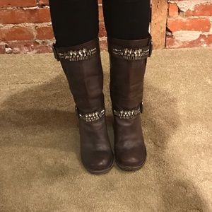 Vera Wang Lavender Label "Uma"  Boots
