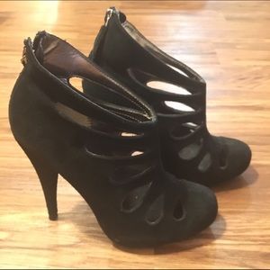 Super cute black suede cutout heeled booties