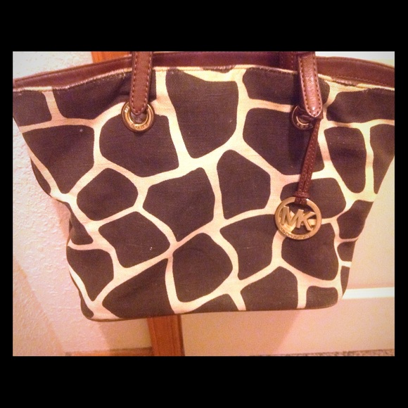 Michael Kors giraffe print purse