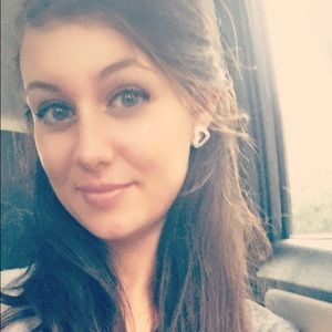 Meet your Posher, Kamri