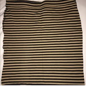 Old Navy skirt *RESERVED*