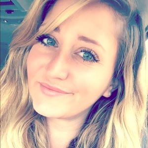 ❤️😝MEET YOUR POSHER😝❤️