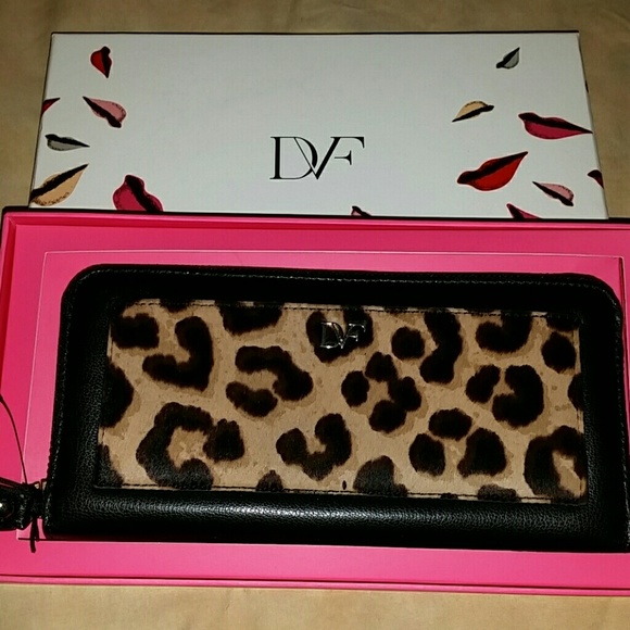 DVF wallet Voyage Leopard