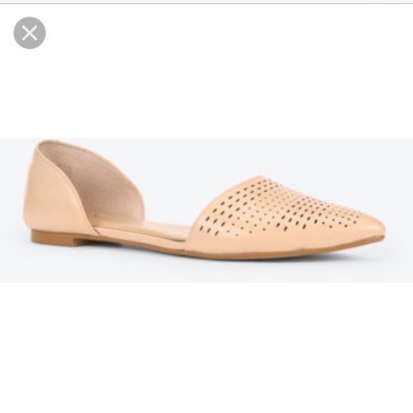 Ann Taylor Tamra Dorsay Leather Flats Pale-Caramel - Picture 1 of 4