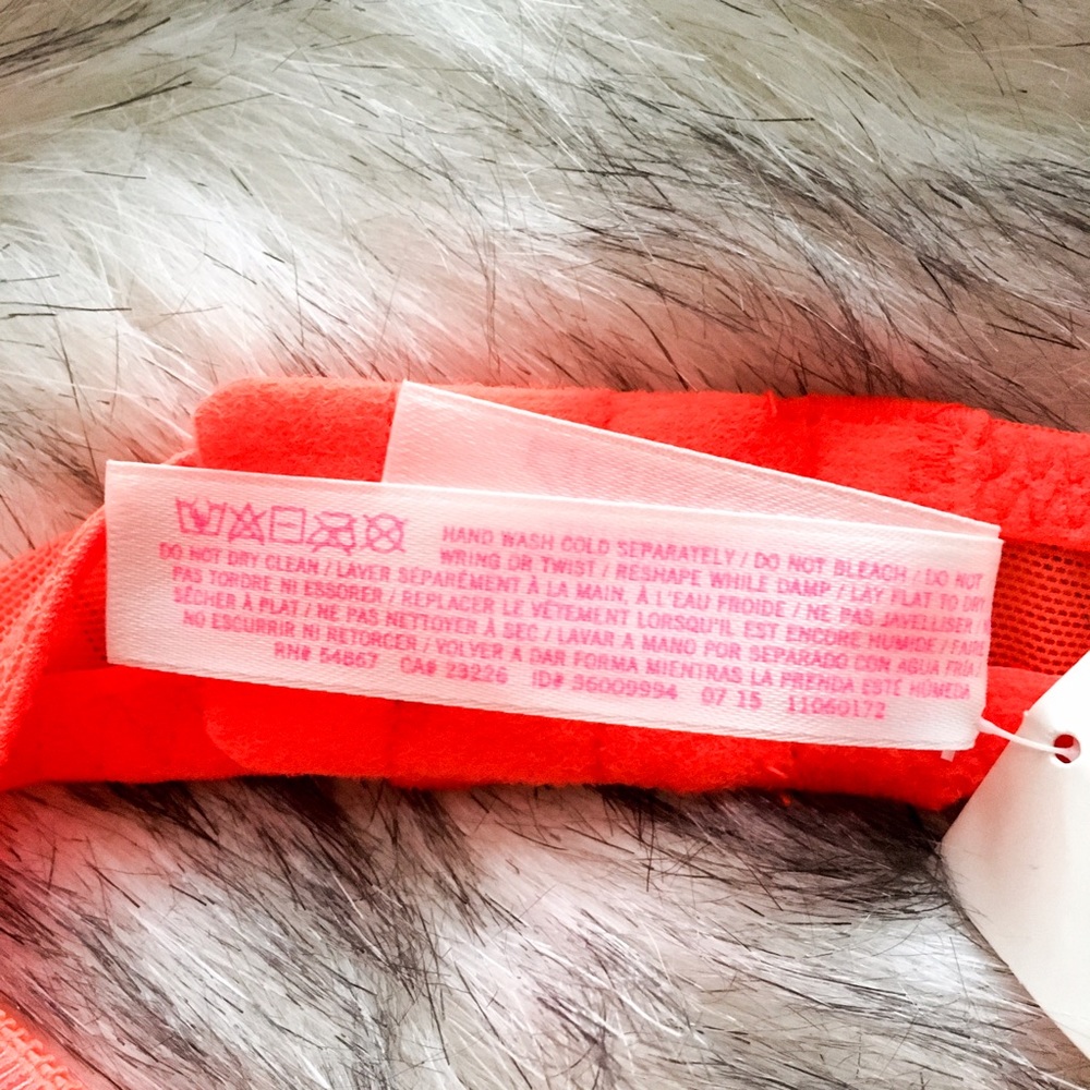 [pink vs] lace date unlined bra - Picture 5 of 8